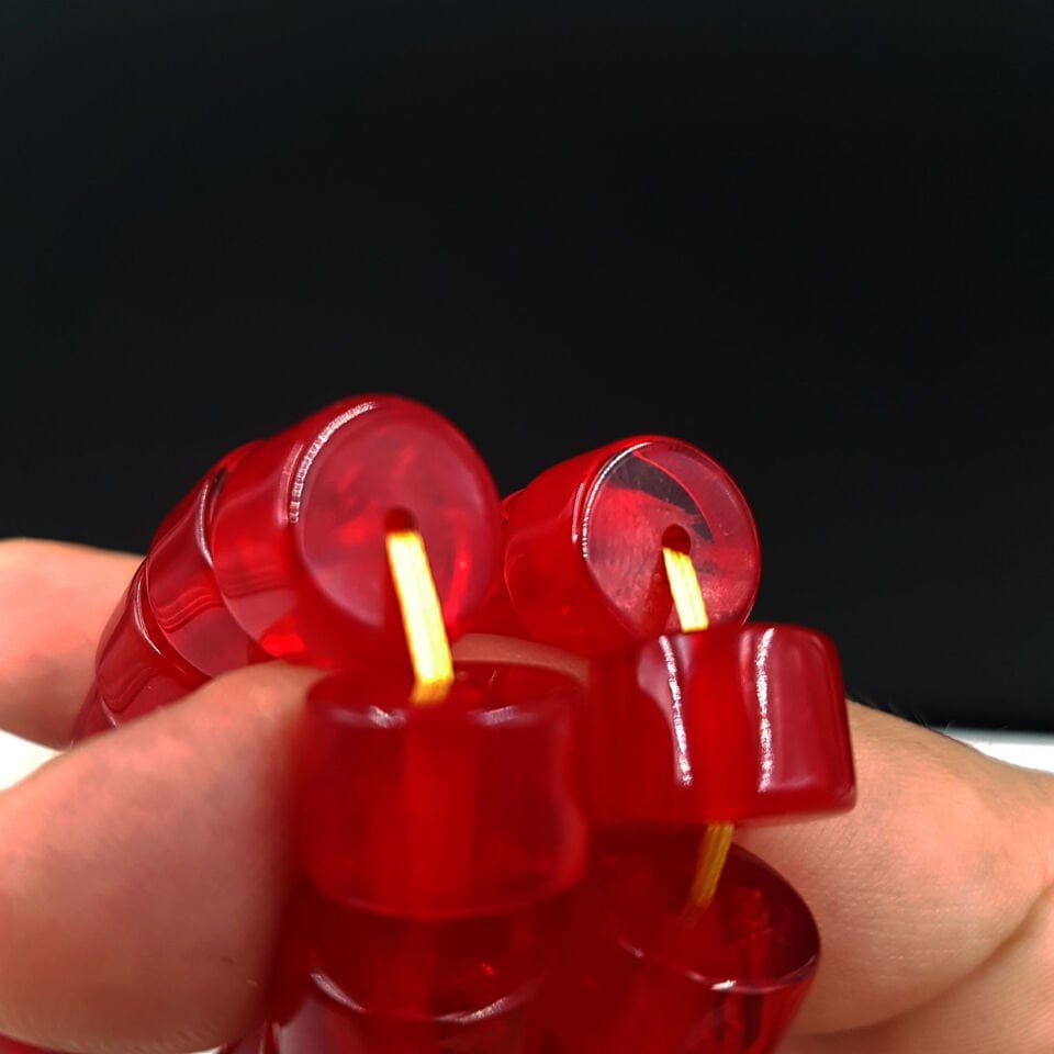 Büyük Boy Kırmızı Teker Kesme Sıkma Kehribar Tesbih