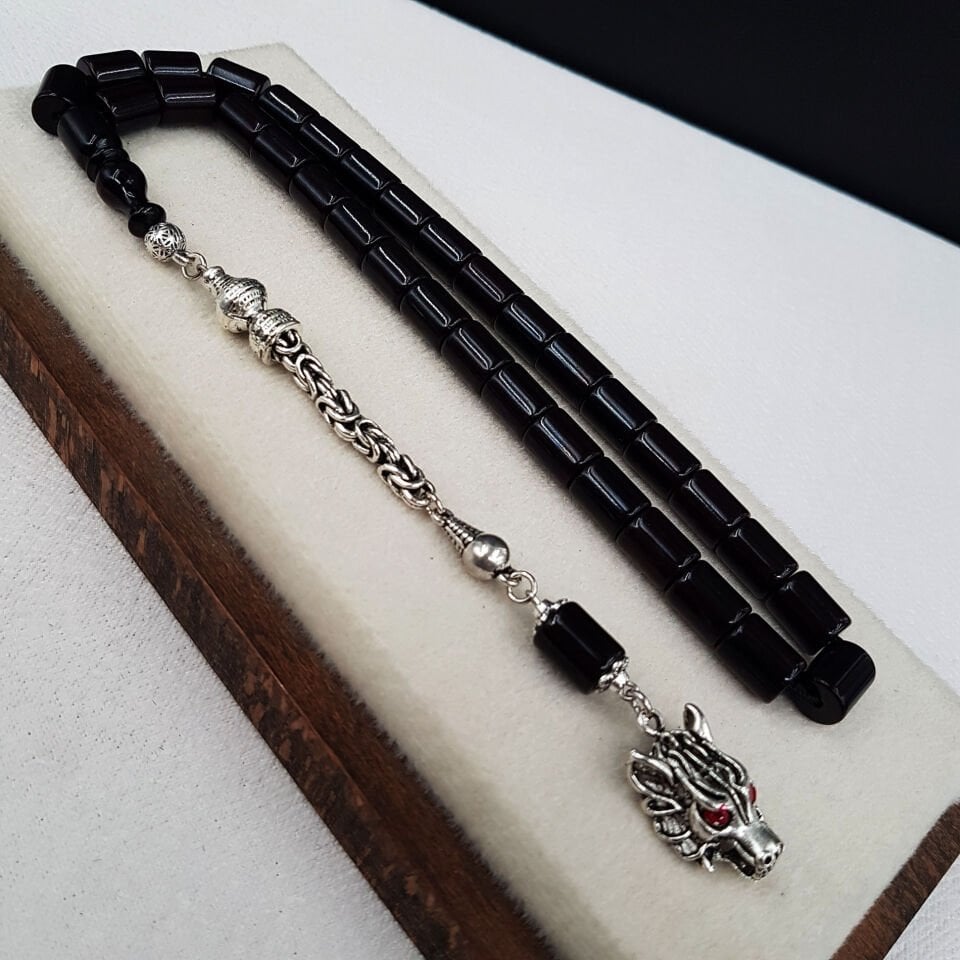 Siyah İri Kesme Çubuk Sıkma Kehribar Tesbih