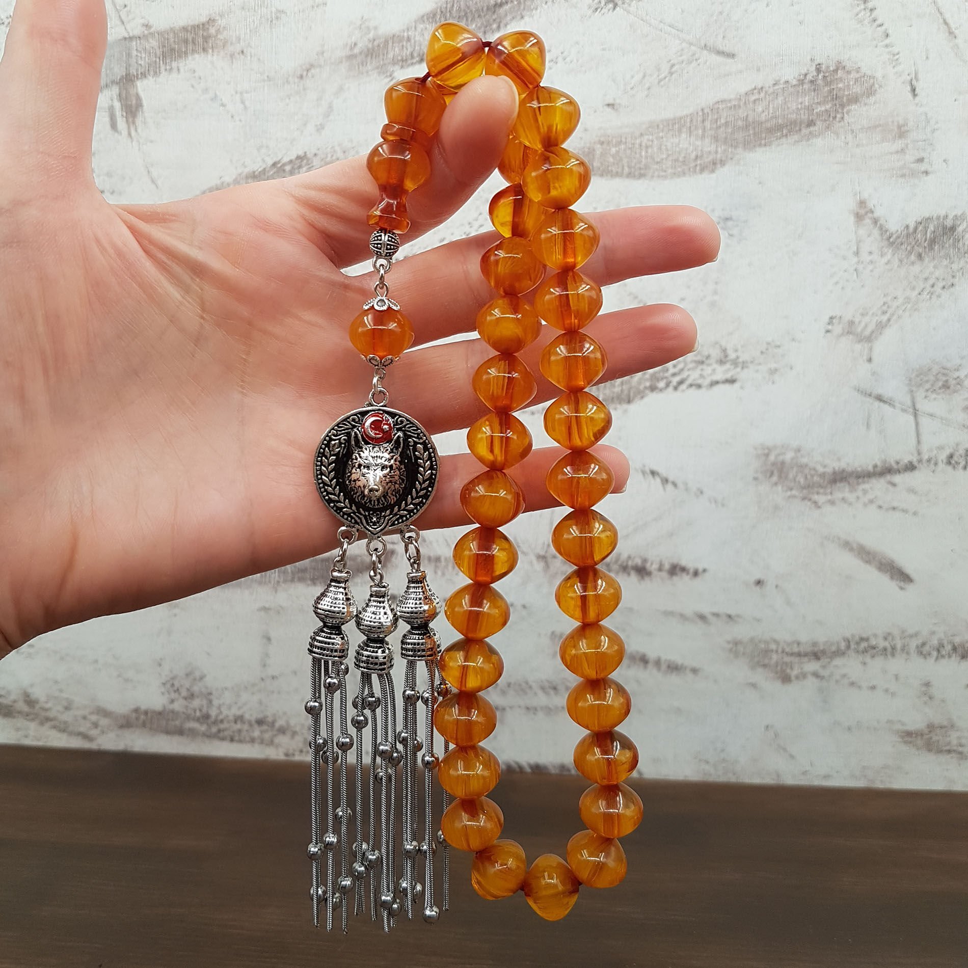 Büyük Boy Kurt Tasarım Sığırcık Sıkma Kehribar