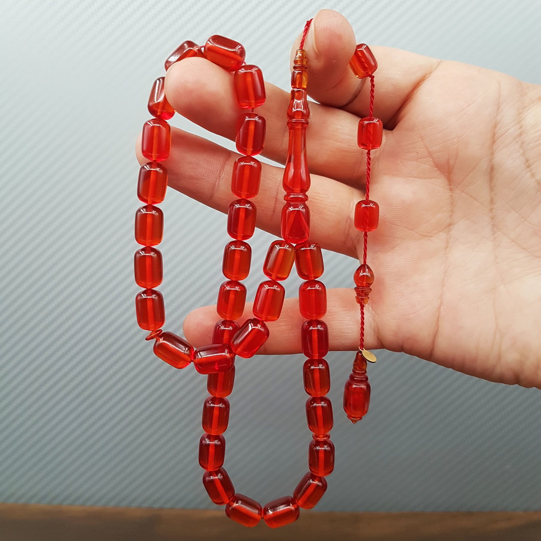 Vefa Usta imzalı Turuncu Kapsül Kanayan Bağa