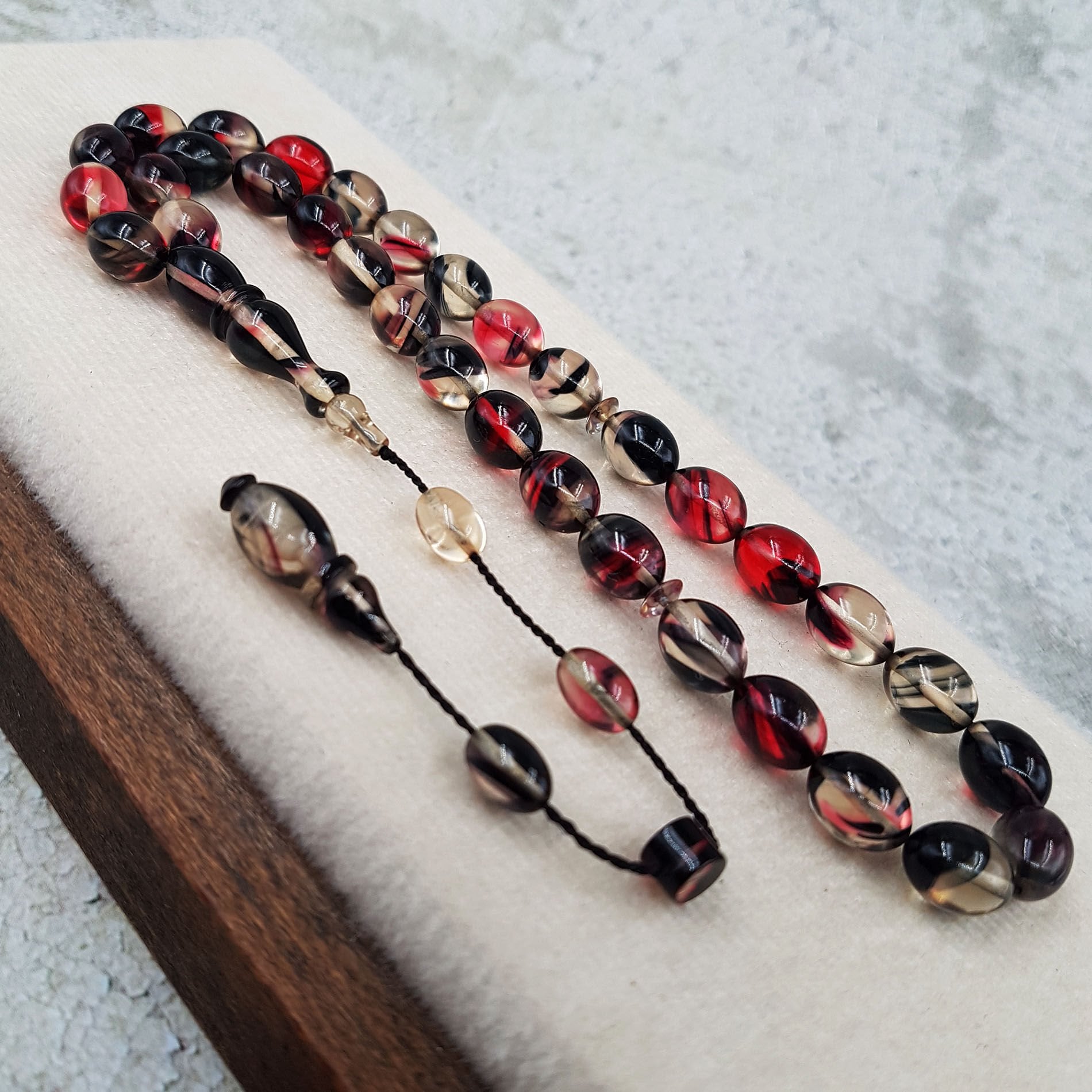 Renkli Hareli Beyzi Ateş Kehribar Tesbih