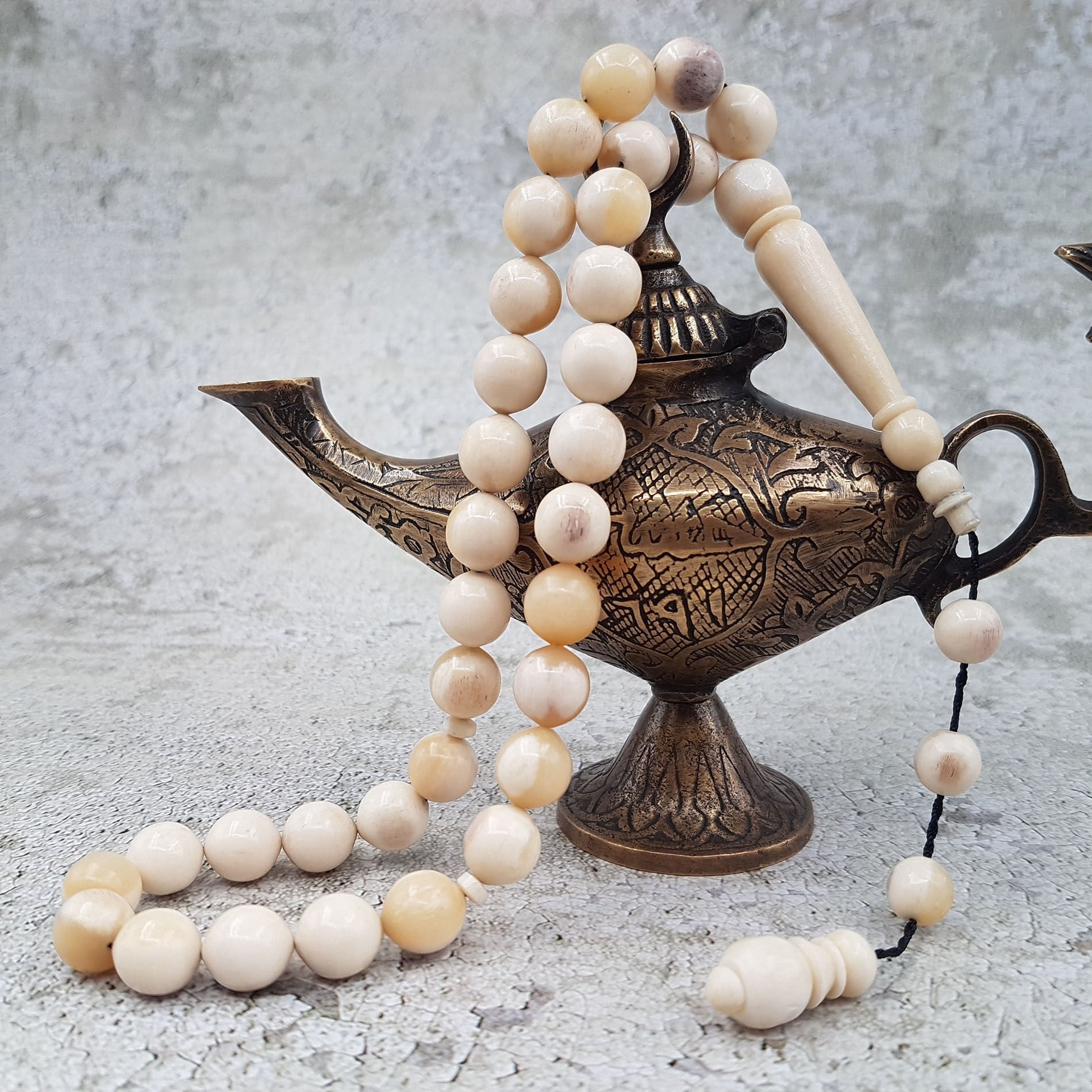 Küre İri Taşlı Deve Kemk Tesbih