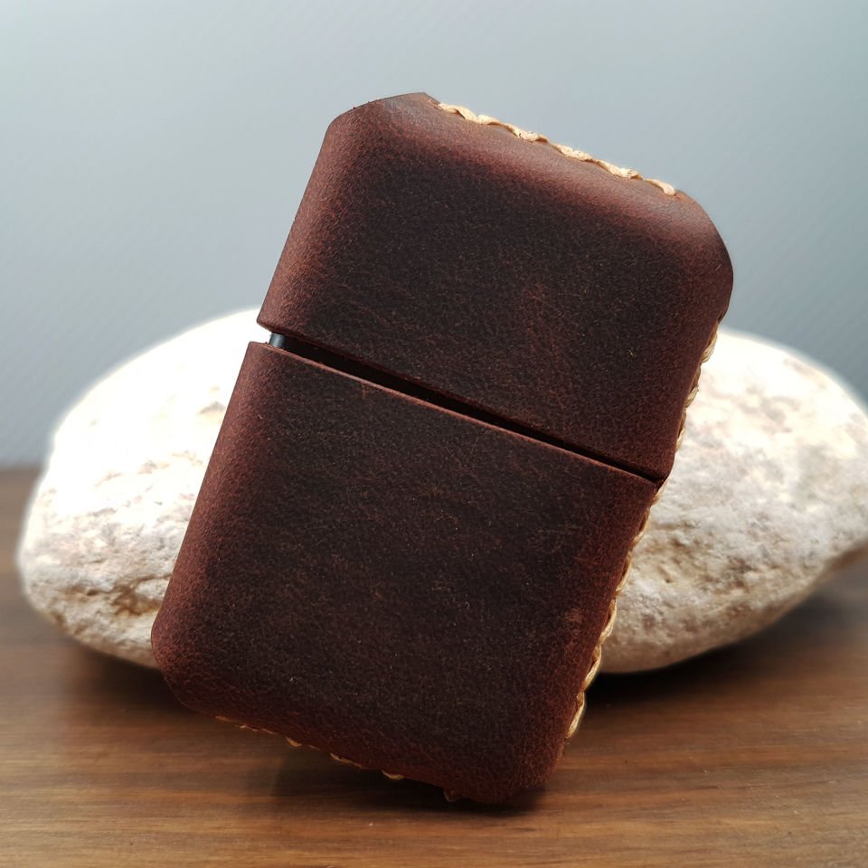 Mat Kahverengi Deri Kılıflı Benzinli Çakmak