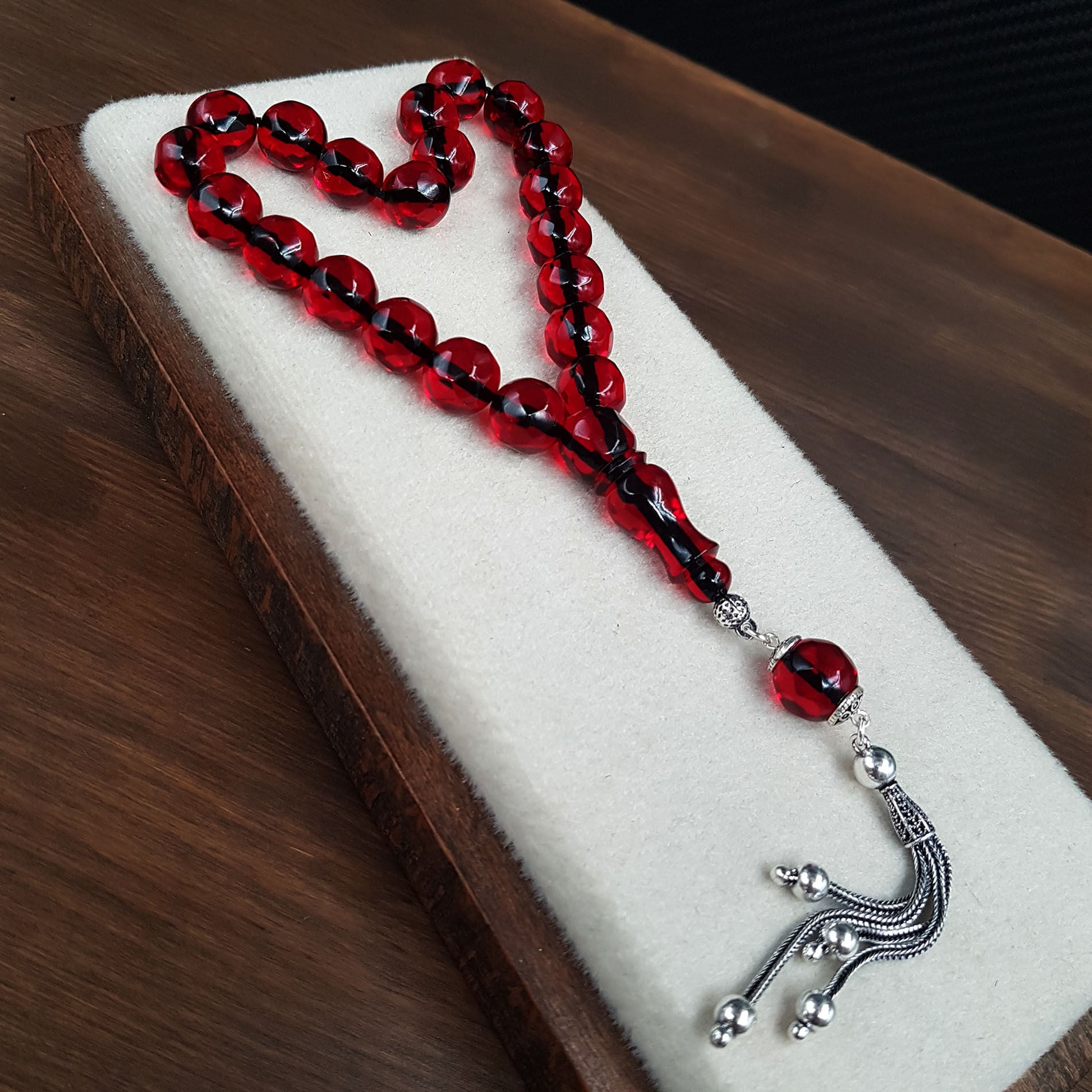 Gümüş Püskül Faseta Kesim Maskot Ateş Kehribar Tesbih