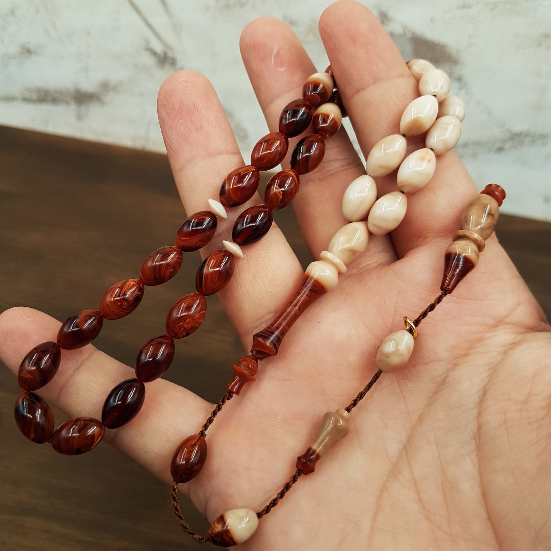 Usta İmzalı Kahve Beyaz Katalin Tesbih