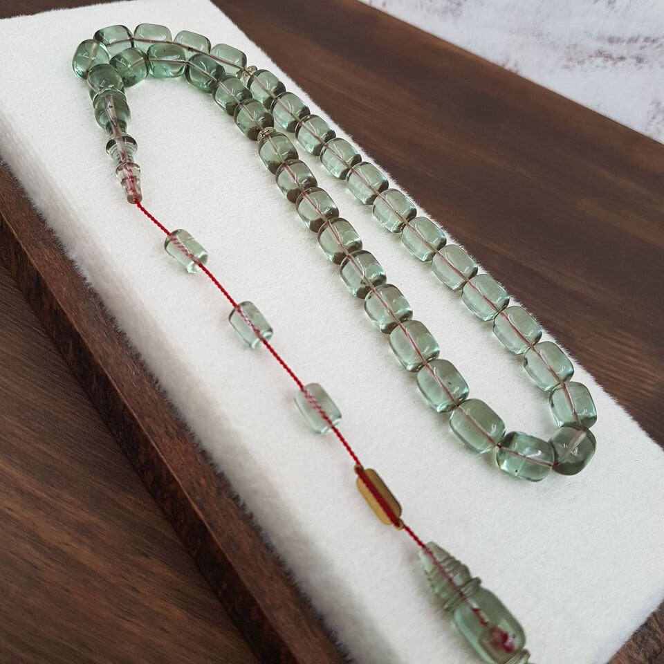 Usta İmzalı Açık Su Yeşili  Blok Zar Kehribar