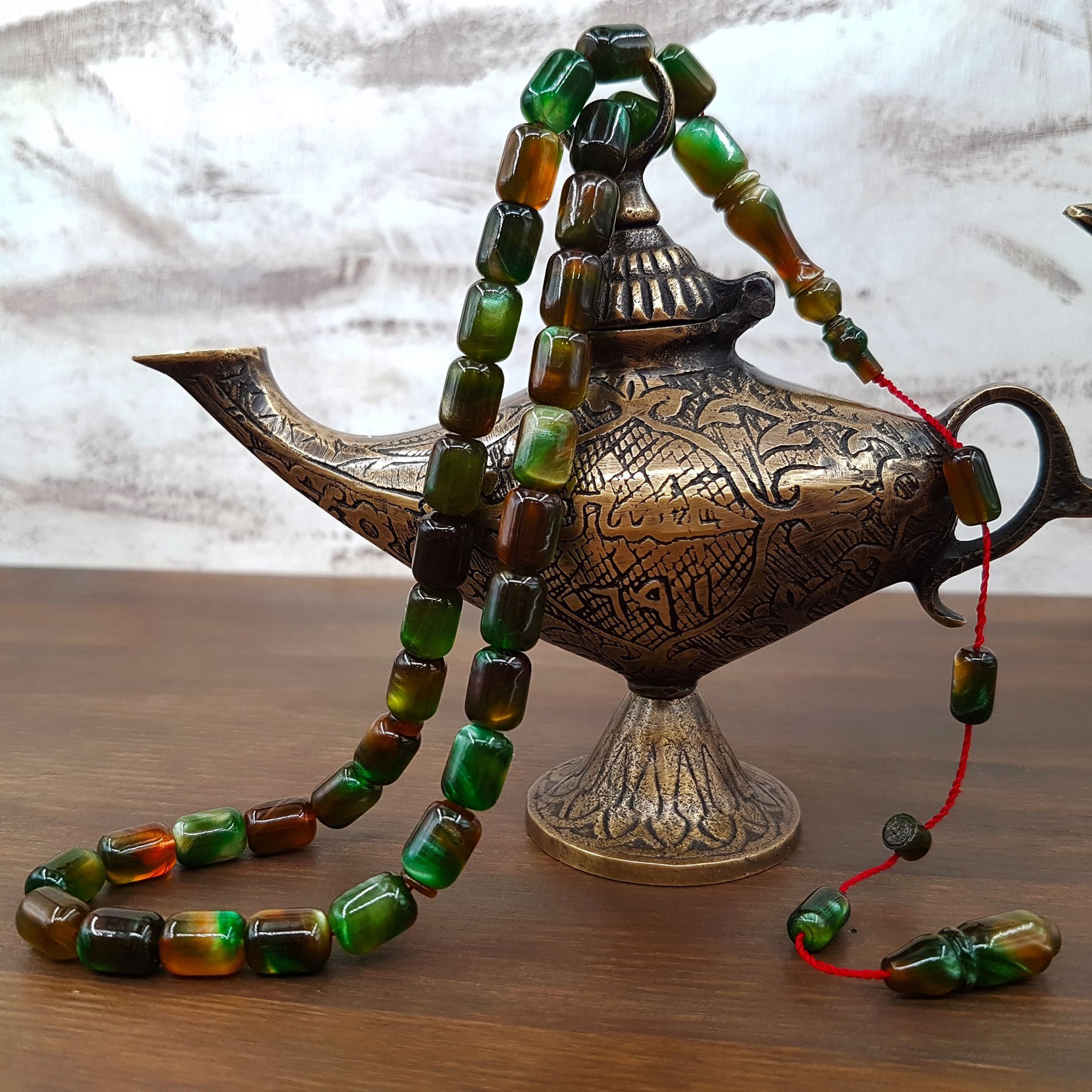 Usta İmzalı Özel Renk Yeşil Hareli Sıkma Kehribar Tesbih