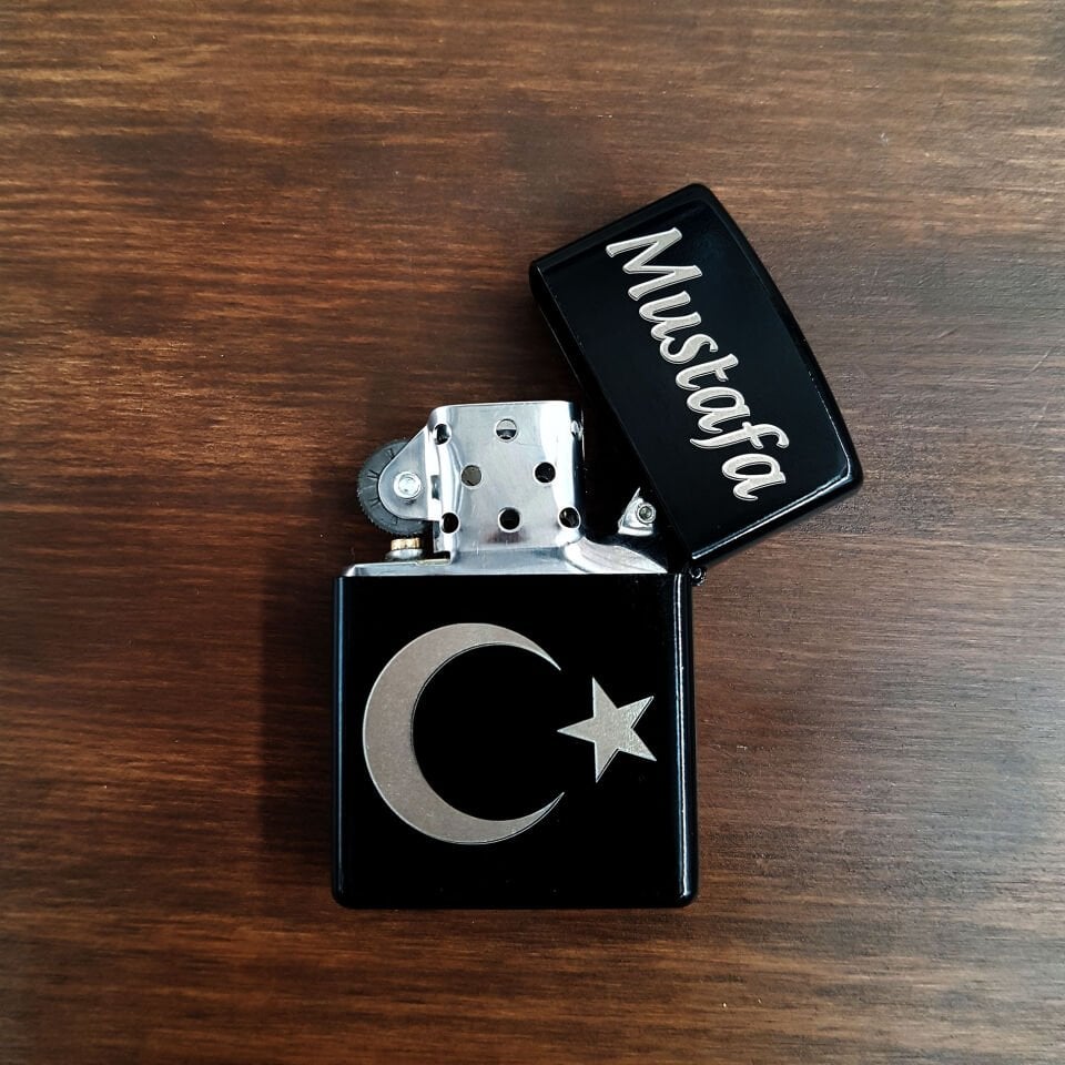 Ayyıldız Kişiye Özel Benzinli Çakmak