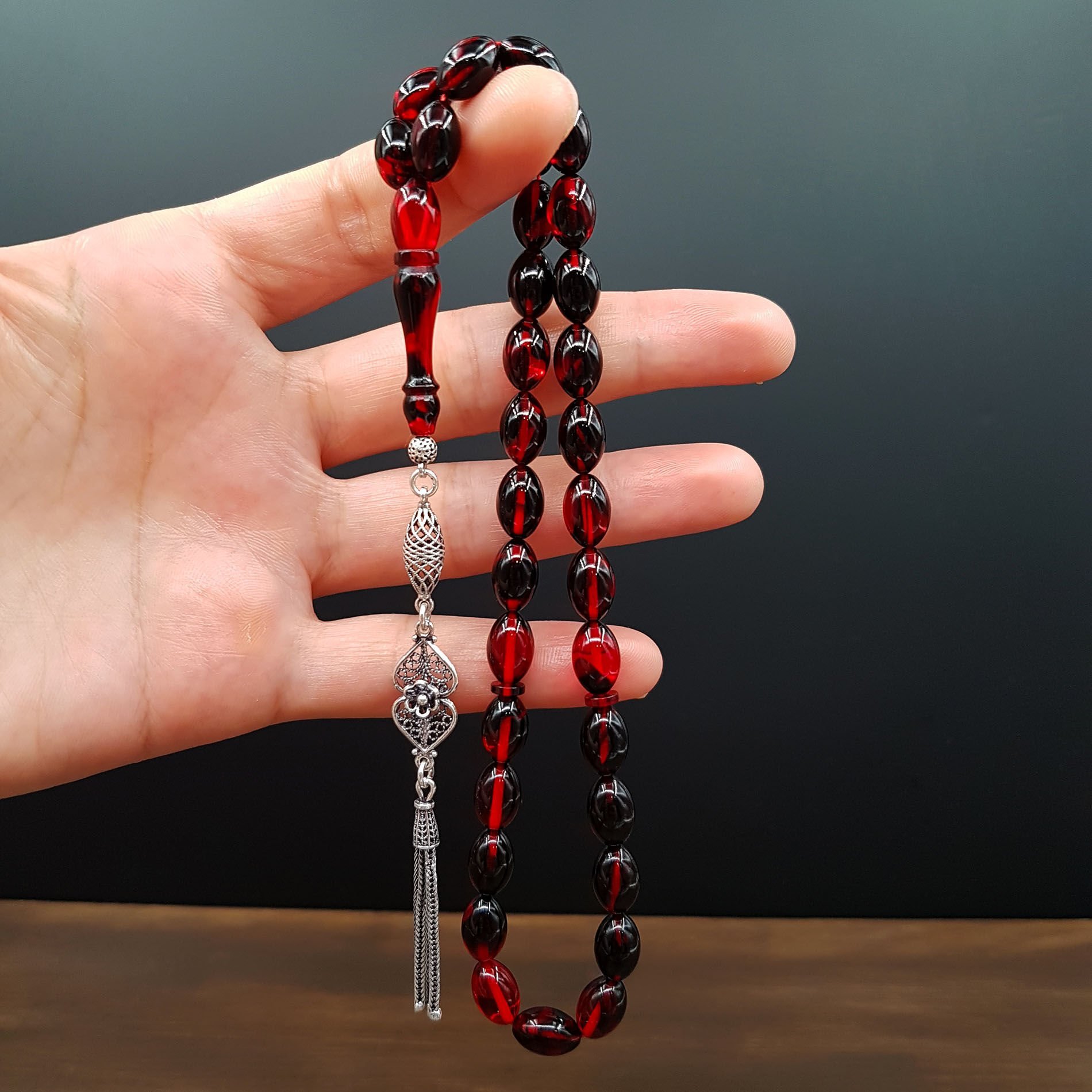 Gümüş Püskül Kırmızı Arpa Kesim Ateş Kehribar