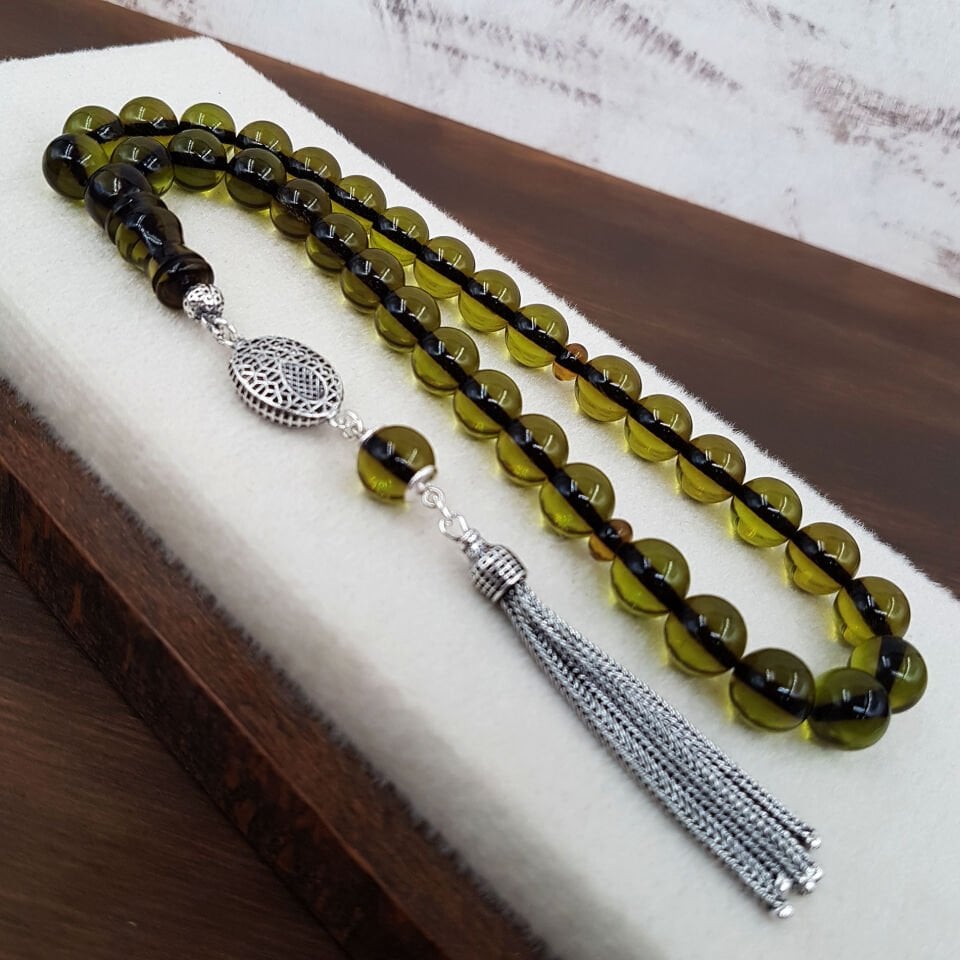 Gümüş Püskül Çağla Yeşili Küre Ateş Kehribar