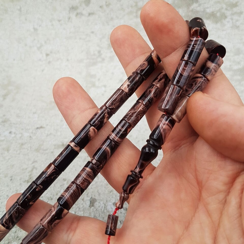 Koyu Kahve Hareli Kesme Sıkma Kehribar Tesbih