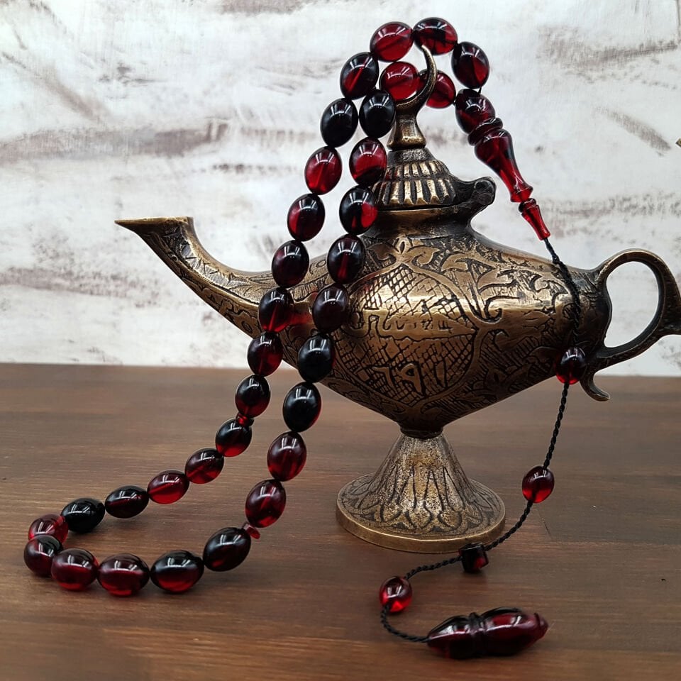 Kırmızı Siyah Beyzi kesim Ateş Kehribar Tesbih