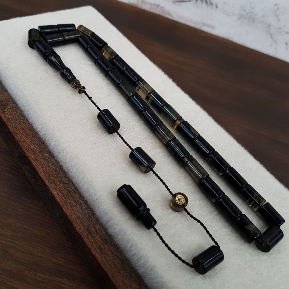 Siyah Hareli Kesme Ateş Kehribar Tesbih