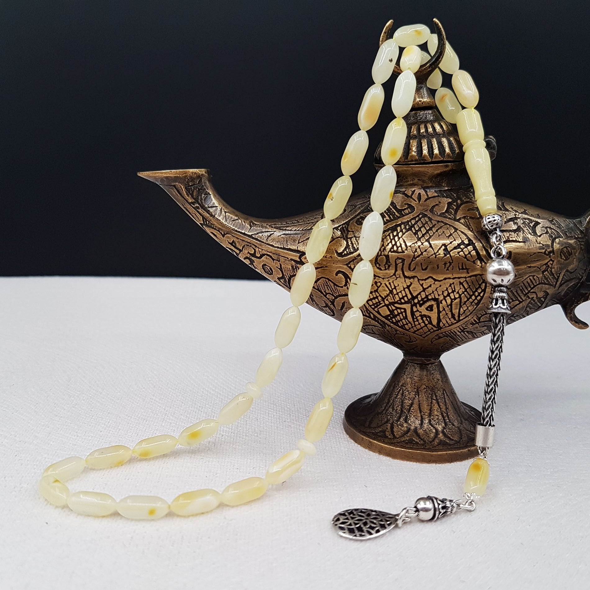 İnce Kesim Kaya Damla Kehribar Tesbih